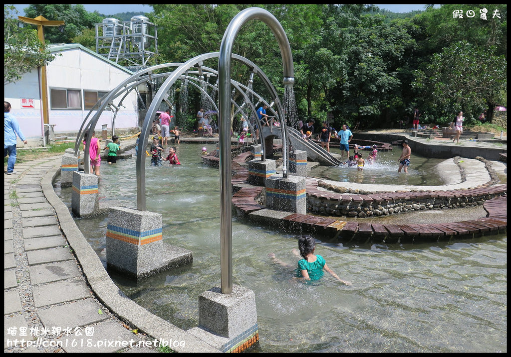 【南投旅遊】埔里桃米社區親水公園．中部免費玩水好去處/一日遊/夏日消暑/親子玩水/山泉水 @假日農夫愛趴趴照