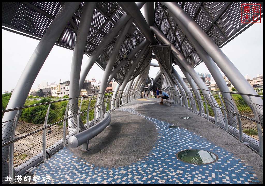 雲林景點|雲遊山水掏金農遊趣-北港好好玩(上)/女兒橋/公館里3D彩繪社區/空中廊道/一日遊 @假日農夫愛趴趴照