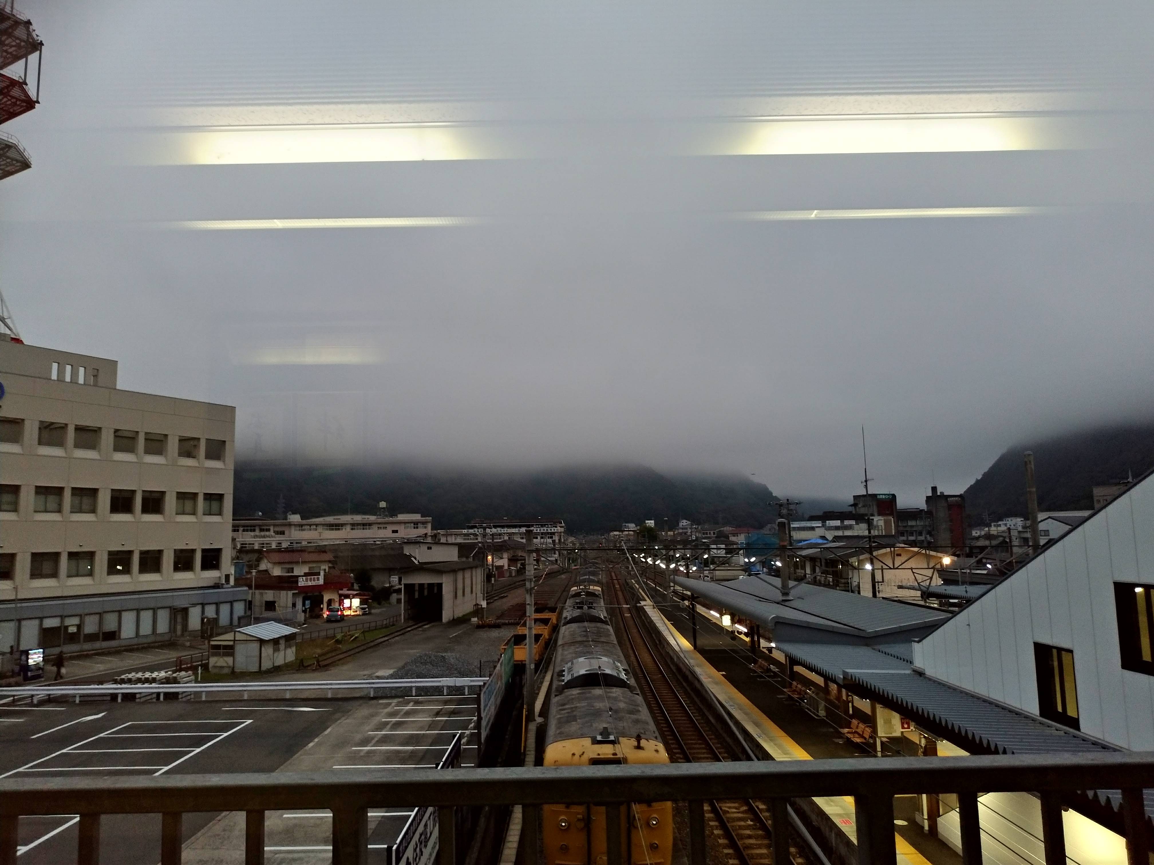 超夢幻！雲海裡的天空之城．岡山備中松山城展望台/交通和共乘計程車預約方式 @假日農夫愛趴趴照