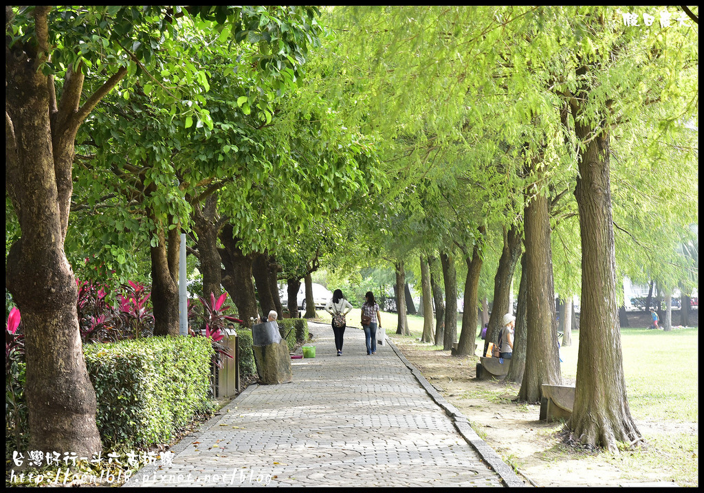 【雲林旅遊】搭台灣好行-斗六古坑線來參加台灣咖啡節/綠色隧道/蜜蜂故事館/華山/福祿壽酒廠/劍湖山世界/蘿莎玫瑰莊園/咖啡烘焙/DIY @假日農夫愛趴趴照