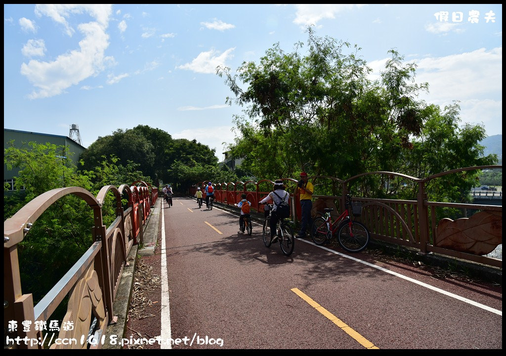 【台中旅遊】豐原一日輕旅行．后豐鐵馬道+海豚18複合式美食餐廳+慈濟公園+廟東夜市/一日遊/自行車/腳踏車/小吃 @假日農夫愛趴趴照