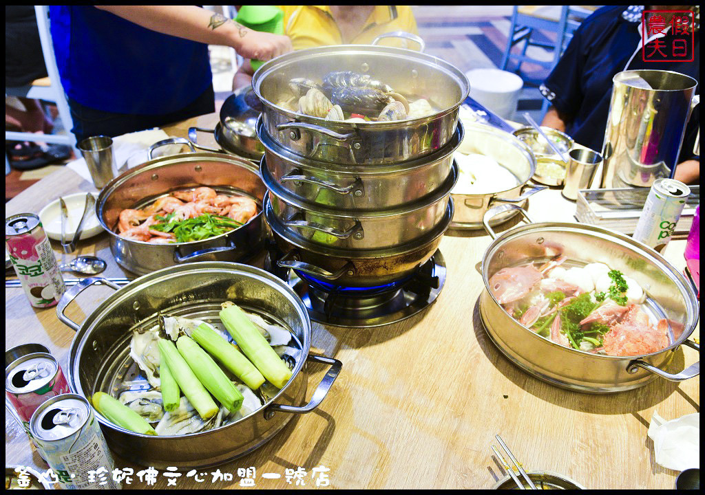 【台中美食】釜山．珍妮佛文心加盟一號店．九層海鮮塔霸氣上桌/食尚玩家也來採訪/帝王蟹/龍蝦/韓國美食/大醬濃湯/酥炸大魷魚/鐵板岩漿蛋拌飯/排隊美食 @假日農夫愛趴趴照