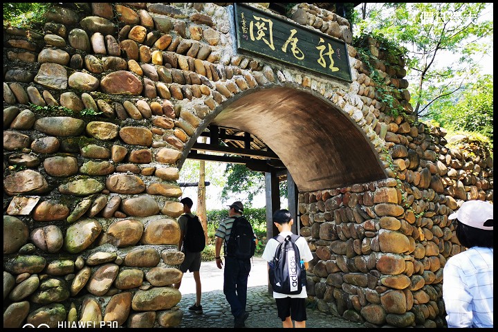 大陸旅遊|荔江灣風景區．翔龍玻璃天橋/天宮巖/廣西第一高玻璃橋 @假日農夫愛趴趴照