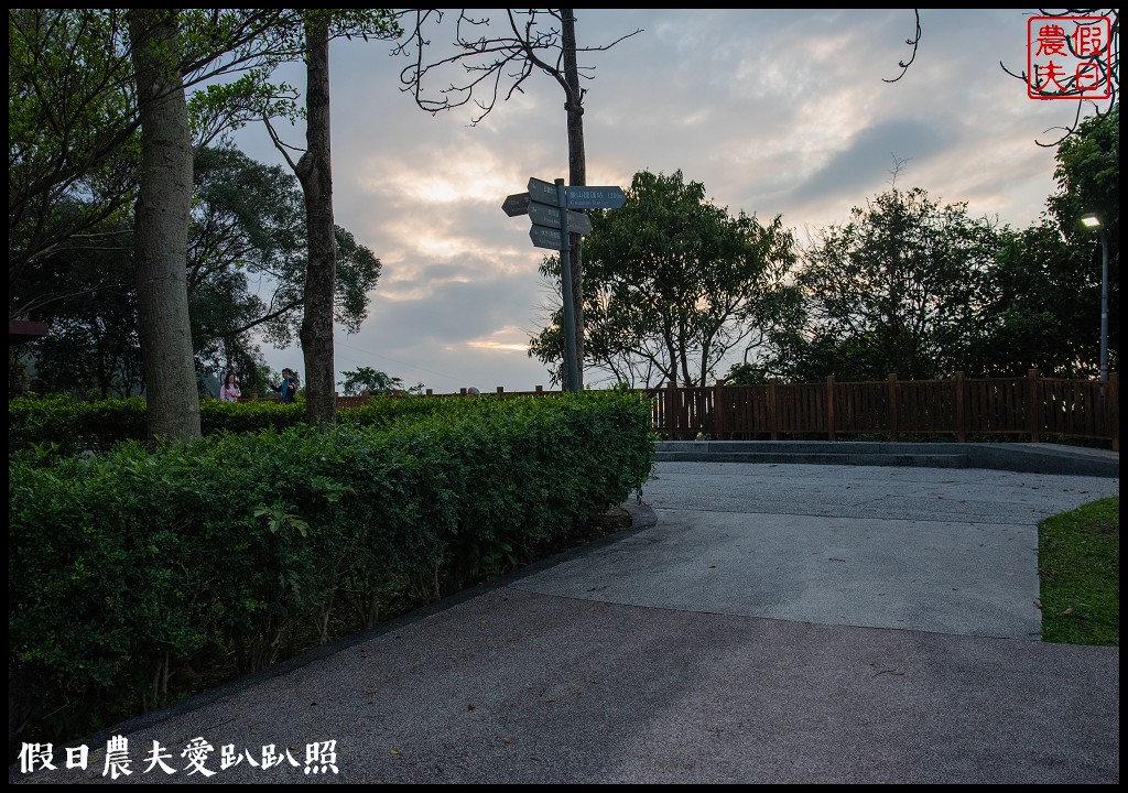 永春崗公園|搭公車近距離欣賞台北101的夜景 @假日農夫愛趴趴照