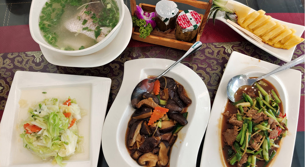 日月餐坊|日月潭美食推薦．小米竹筒飯必點