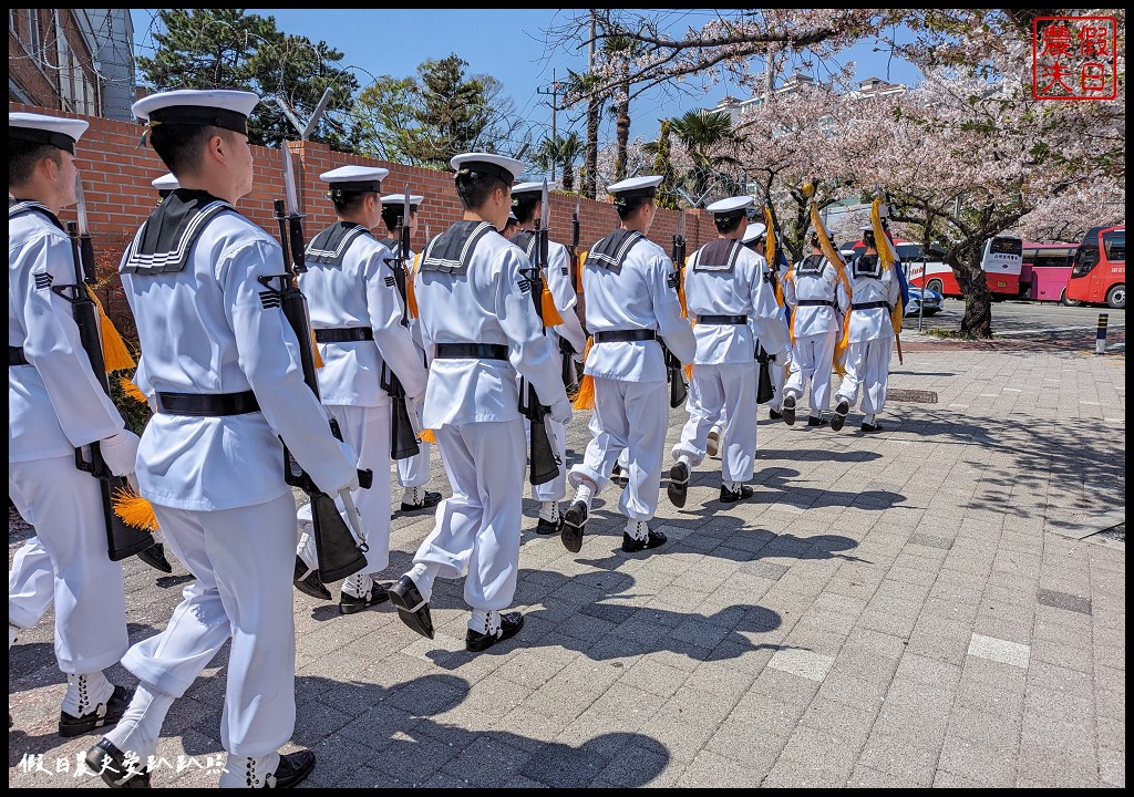 鎮海軍港節|賞櫻景點懶人包．慶和火車站/余佐川羅曼史橋/海軍士官學校/海軍鎮海基地司令部 @假日農夫愛趴趴照