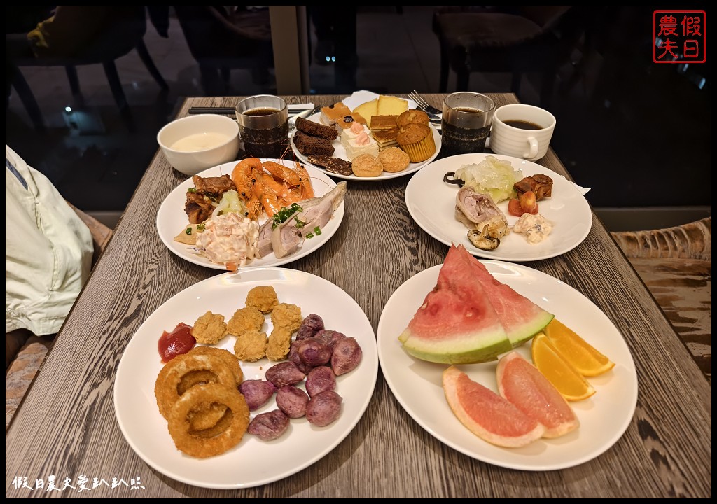 台中吃到飽|浮雲客棧雲百匯．不到500元就有飯店自助百匯 @假日農夫愛趴趴照