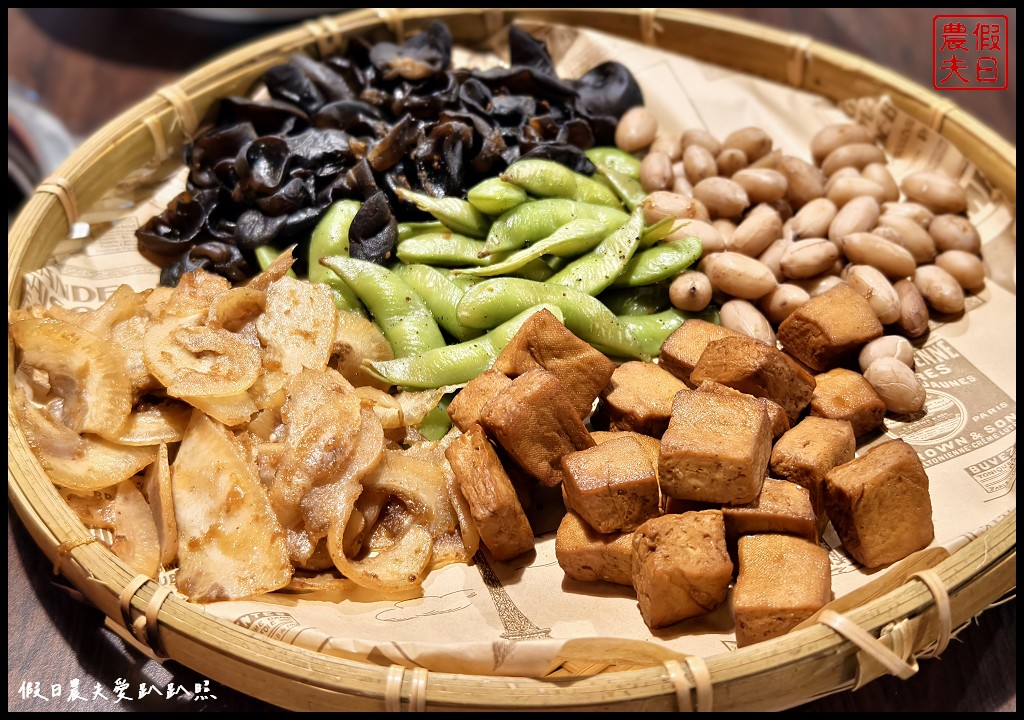 南投美食|十三目仔窯磚窯特色餐廳-妖怪村流亡政府．軍事風主題復古餐廳