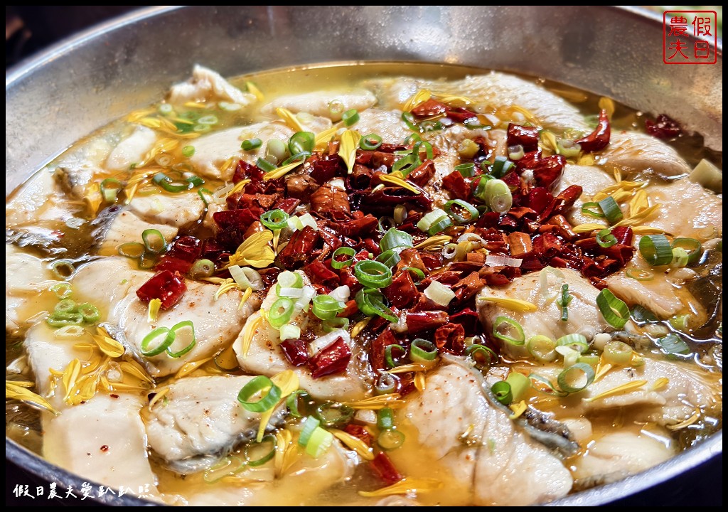 南投美食|十三目仔窯磚窯特色餐廳-妖怪村流亡政府．軍事風主題復古餐廳