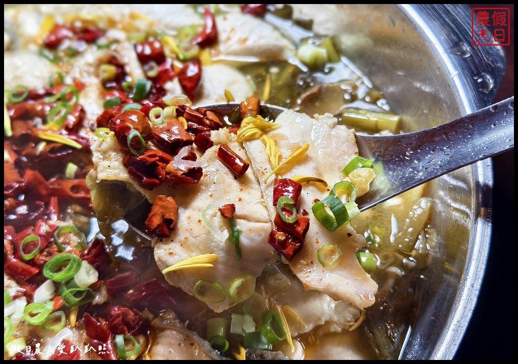 南投美食|十三目仔窯磚窯特色餐廳-妖怪村流亡政府．軍事風主題復古餐廳