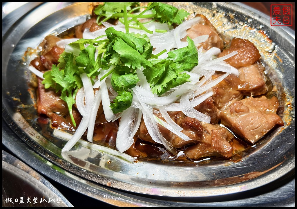 南投美食|十三目仔窯磚窯特色餐廳-妖怪村流亡政府．軍事風主題復古餐廳