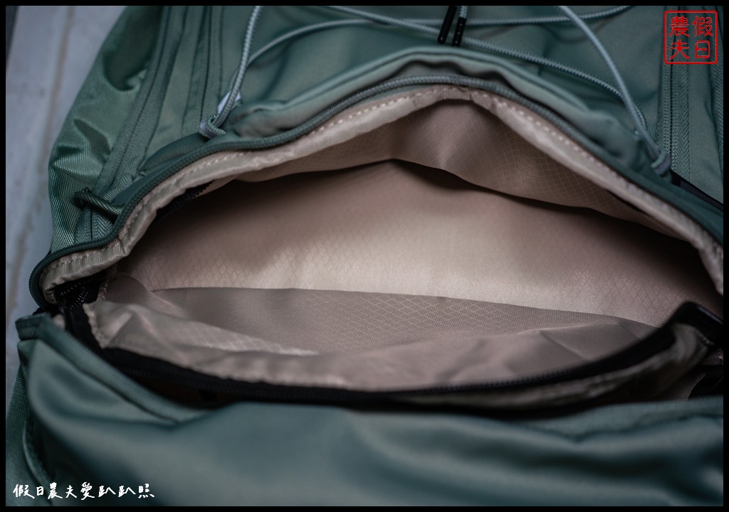 Targus Work+Play新款背包|兼具工作與休閒的多功能時尚背包 12 TARGUS 背包